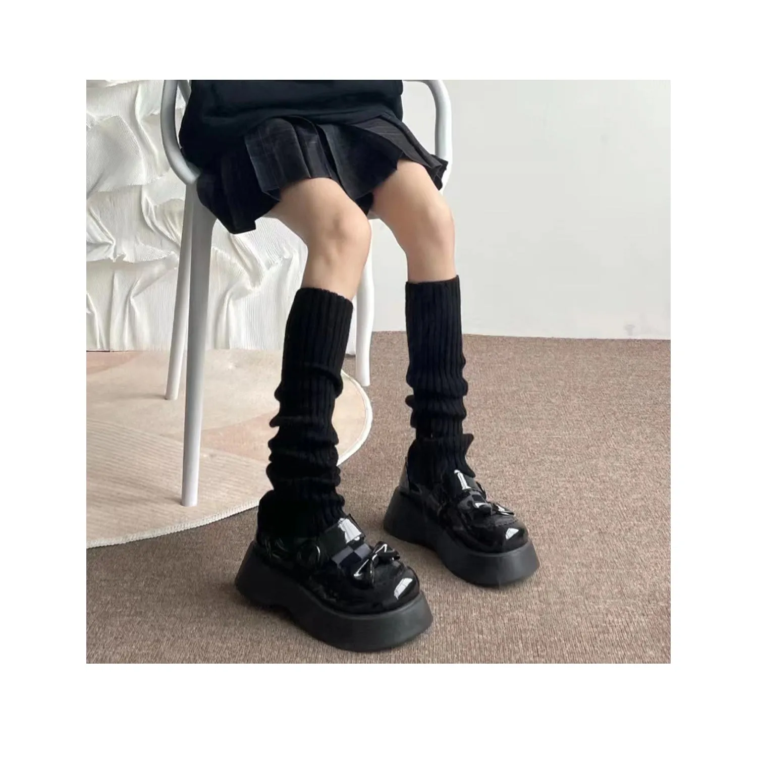 FLOOF Leg Warmers in Black